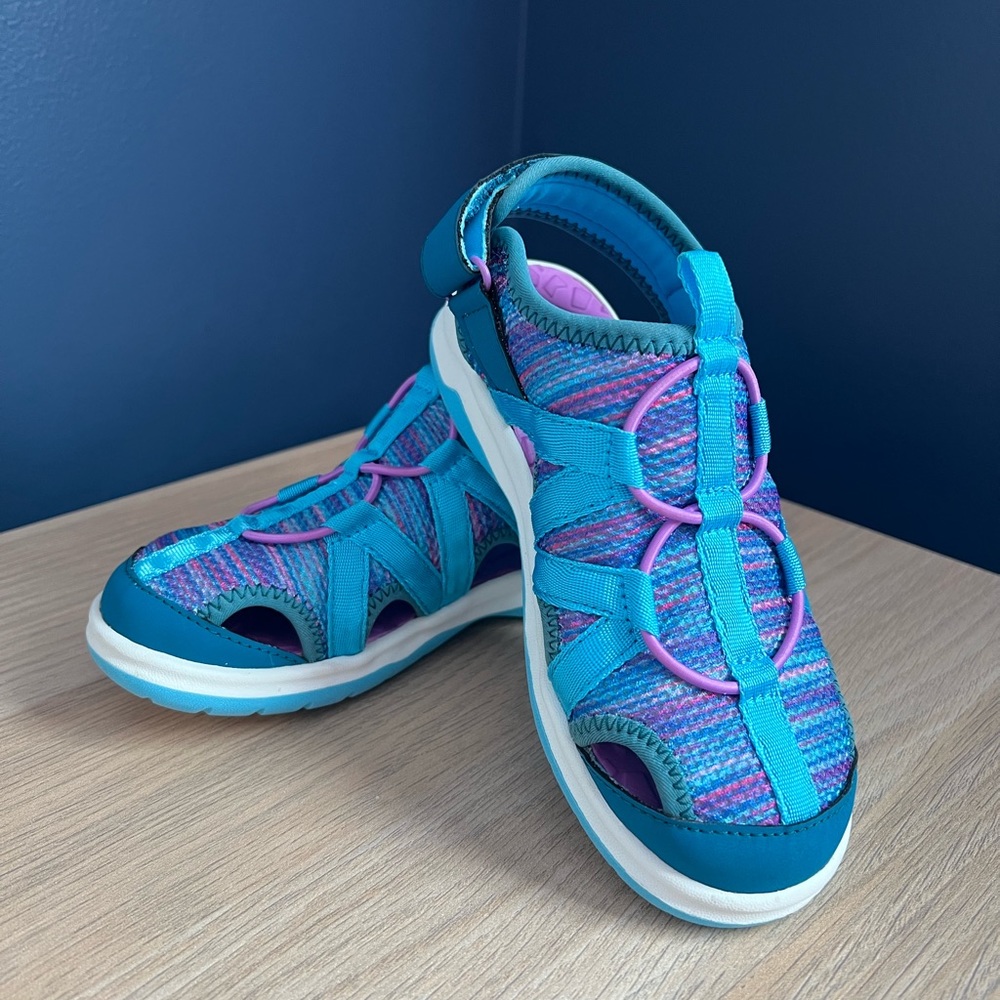 Lands End Kids Closed Toe Water Sandals, size 12